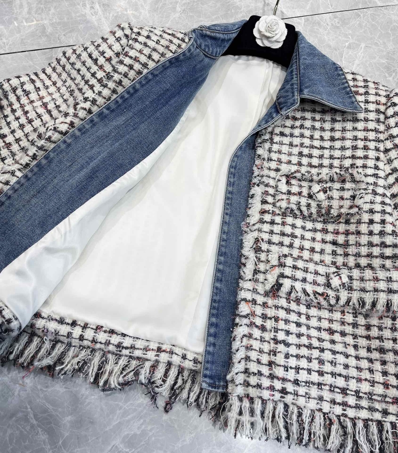 Ch**el outwear